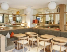 Plateau privé  idéal pour votre activité professionnelle à Neuilly-sur-Seine