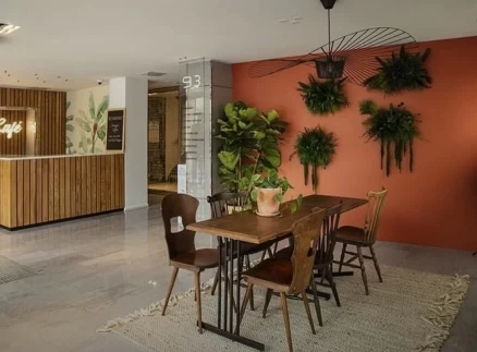 Bureau fermé  idéal pour votre activité professionnelle à Neuilly-sur-Seine