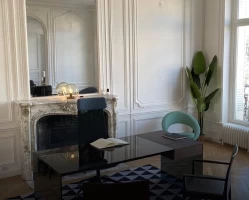 Bureau fermé  idéal pour votre activité professionnelle à Neuilly-sur-Seine