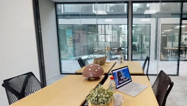 Bureau fermé  idéal pour votre activité professionnelle à Nice