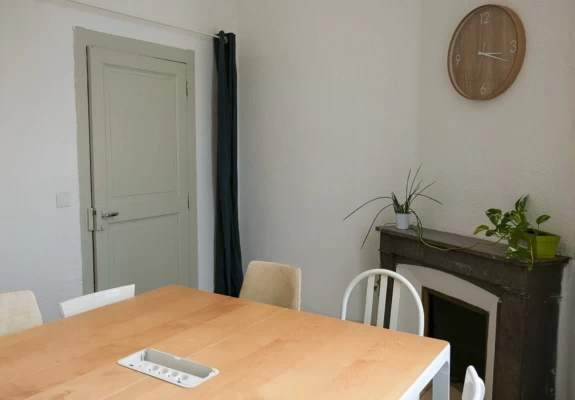 Salle de réunion  idéal pour votre activité professionnelle à Nîmes