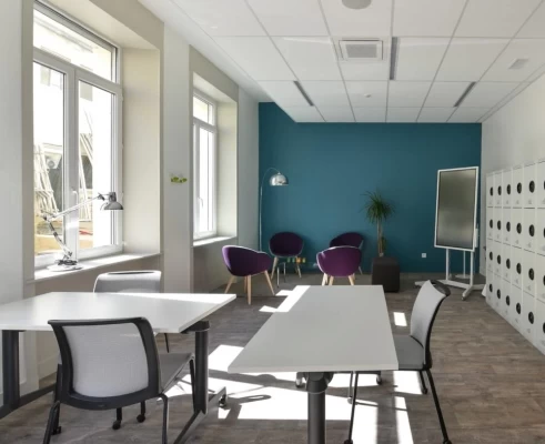 Salle de réunion  idéal pour votre activité professionnelle à Niort