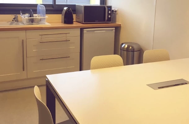Bureau fermé  idéal pour votre activité professionnelle à Orgeval