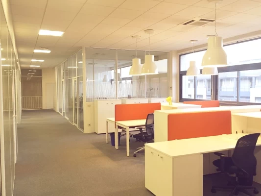 Bureau fermé  idéal pour votre activité professionnelle à Orgeval