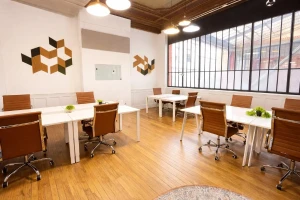 Bureau fermé  idéal pour votre activité professionnelle à Paris 10
