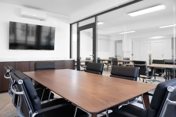 Bureau fermé  idéal pour votre activité professionnelle à Paris 10e Arrondissement