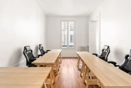Bureau fermé  idéal pour votre activité professionnelle à Paris 10e Arrondissement