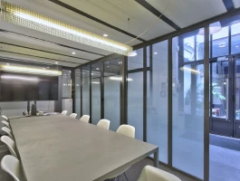 Bureau fermé  idéal pour votre activité professionnelle à Paris 10e Arrondissement