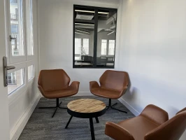 Plateau privé  idéal pour votre activité professionnelle à Paris 10e Arrondissement