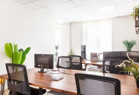 Plateau privé  idéal pour votre activité professionnelle à Paris 10e Arrondissement