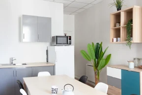 Plateau privé  idéal pour votre activité professionnelle à Paris 10e Arrondissement