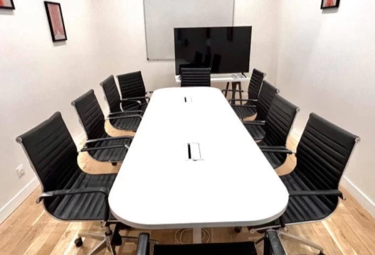 Salle de réunion  idéal pour votre activité professionnelle à Paris 10e Arrondissement