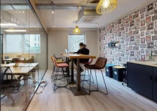Bureau fermé  idéal pour votre activité professionnelle à Paris 14e Arrondissement