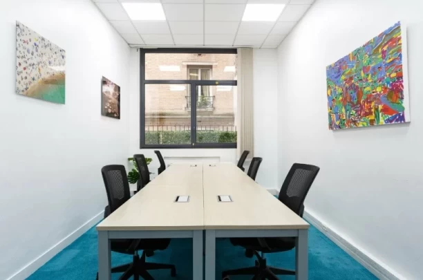 Bureau fermé  idéal pour votre activité professionnelle à Paris 15e Arrondissement