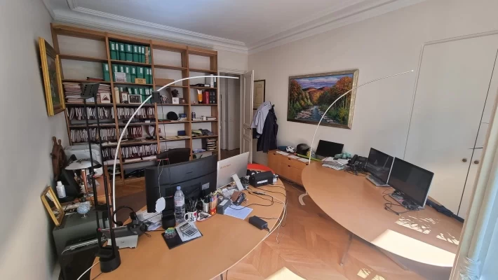 Bureau fermé  idéal pour votre activité professionnelle à Paris 16e Arrondissement