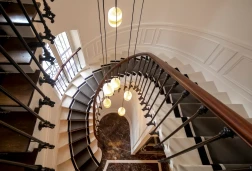 Plateau privé  idéal pour votre activité professionnelle à Paris 16e Arrondissement