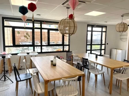 Plateau privé  idéal pour votre activité professionnelle à Paris 18e Arrondissement