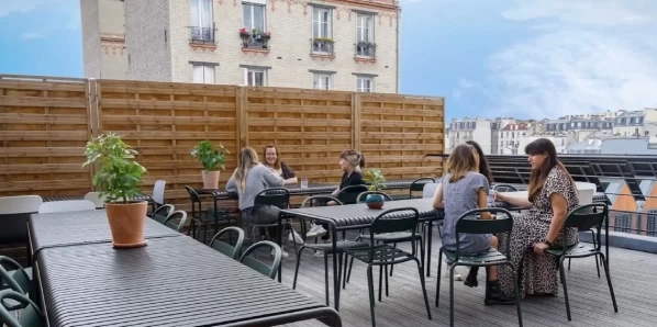 Plateau privé  idéal pour votre activité professionnelle à Paris 18e Arrondissement