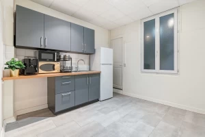 Bureau fermé  idéal pour votre activité professionnelle à Paris 18e Arrondissement