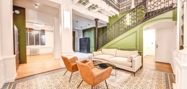 Plateau privé  idéal pour votre activité professionnelle à Paris 19e Arrondissement