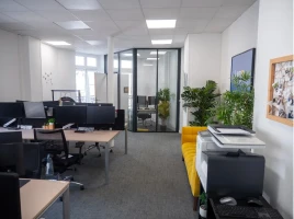 Bureau fermé  idéal pour votre activité professionnelle à Paris 2