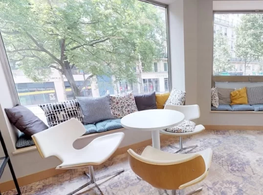Bureau fermé  idéal pour votre activité professionnelle à Paris 3e Arrondissement