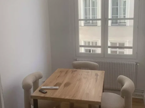 Bureau fermé  idéal pour votre activité professionnelle à Paris 4