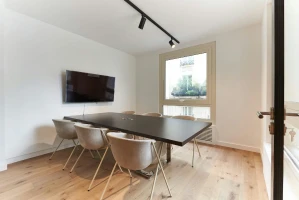 Plateau privé  idéal pour votre activité professionnelle à Paris 7e Arrondissement