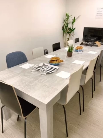 Plateau privé  idéal pour votre activité professionnelle à Paris 7e Arrondissement