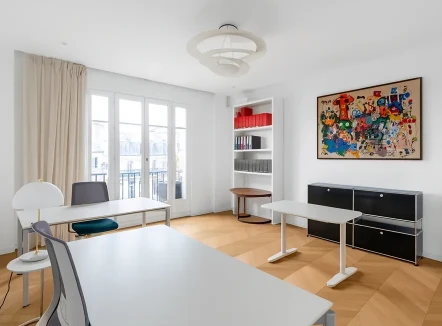 Plateau privé  idéal pour votre activité professionnelle à Paris 8