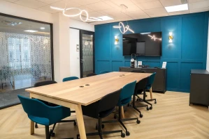 Bureau fermé  idéal pour votre activité professionnelle à Paris 8e Arrondissement