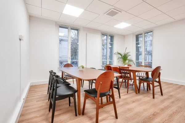 Plateau privé  idéal pour votre activité professionnelle à Paris 8e Arrondissement