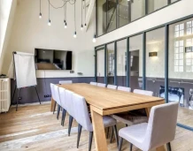 Bureau fermé  idéal pour votre activité professionnelle à Paris 8e Arrondissement