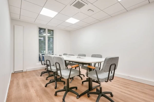 Plateau privé  idéal pour votre activité professionnelle à Paris 8e Arrondissement