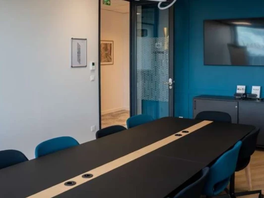 Bureau fermé  idéal pour votre activité professionnelle à Paris 8e Arrondissement