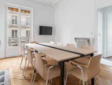 Plateau privé  idéal pour votre activité professionnelle à Paris 8e Arrondissement