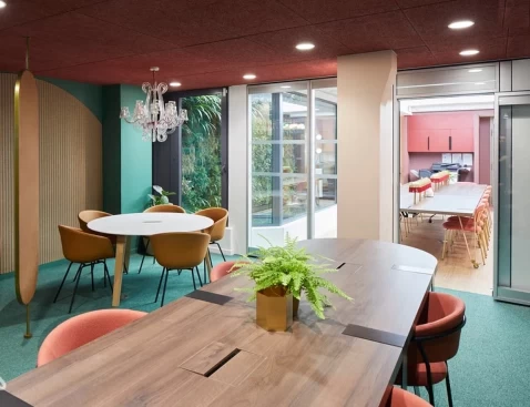 Bureau fermé  idéal pour votre activité professionnelle à Paris 9e Arrondissement