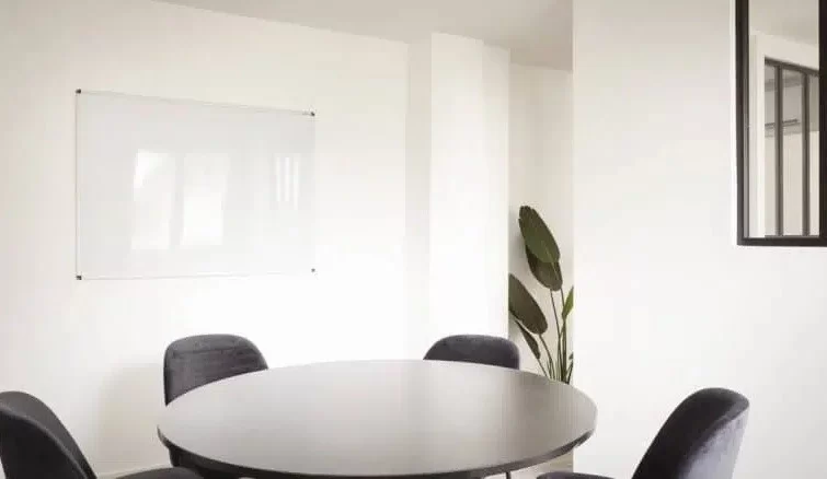 Plateau privé  idéal pour votre activité professionnelle à Paris 9e Arrondissement