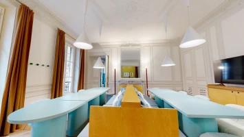 Salle de réunion  idéal pour votre activité professionnelle à Paris 9e Arrondissement