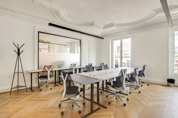 Bureau fermé  idéal pour votre activité professionnelle à Paris