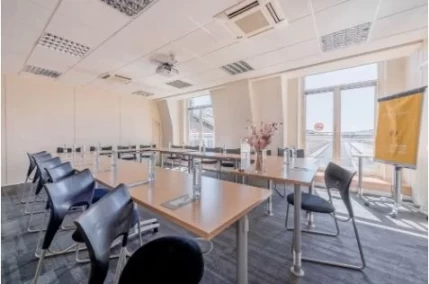 Bureau fermé  idéal pour votre activité professionnelle à Paris