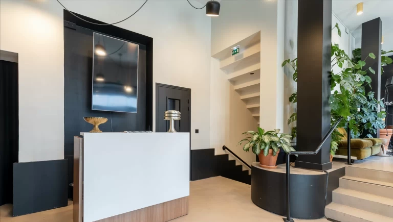 Plateau privé  idéal pour votre activité professionnelle à Paris 11e Arrondissement