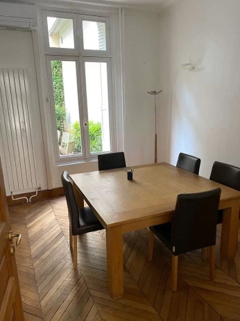 Bureau fermé  idéal pour votre activité professionnelle à Paris