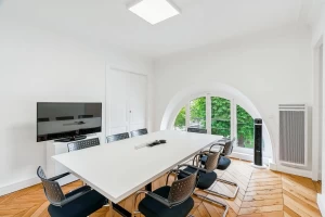Bureau fermé  idéal pour votre activité professionnelle à Paris