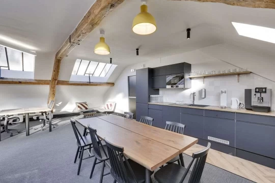 Bureau fermé  idéal pour votre activité professionnelle à Paris