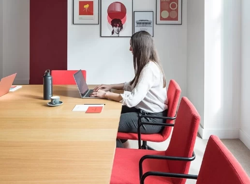 Bureau fermé  idéal pour votre activité professionnelle à Paris