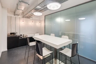 Bureau fermé  idéal pour votre activité professionnelle à Paris