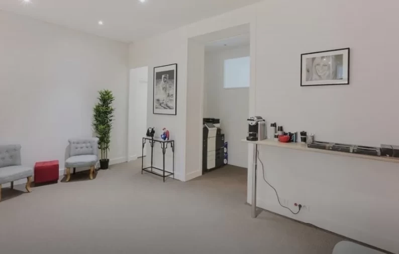 Bureau fermé  idéal pour votre activité professionnelle à Paris