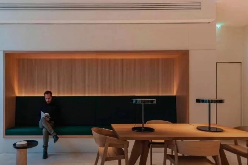 Bureau fermé  idéal pour votre activité professionnelle à Paris