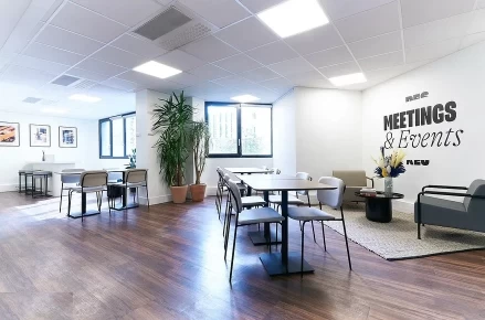 Bureau fermé  idéal pour votre activité professionnelle à Paris